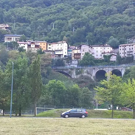 Roggia 10 Apartment *